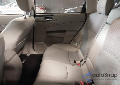 2012 Subaru Forester 2.5X Premium из США, поврежденный, VIN JF2SHADC8CH429115